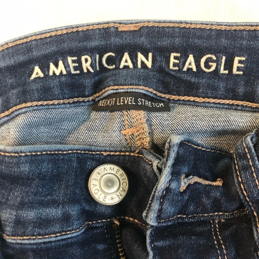 American Eagle Distressed Jeans next level stretch hi-rise jegging crop size 2 - Picture 2 of 12